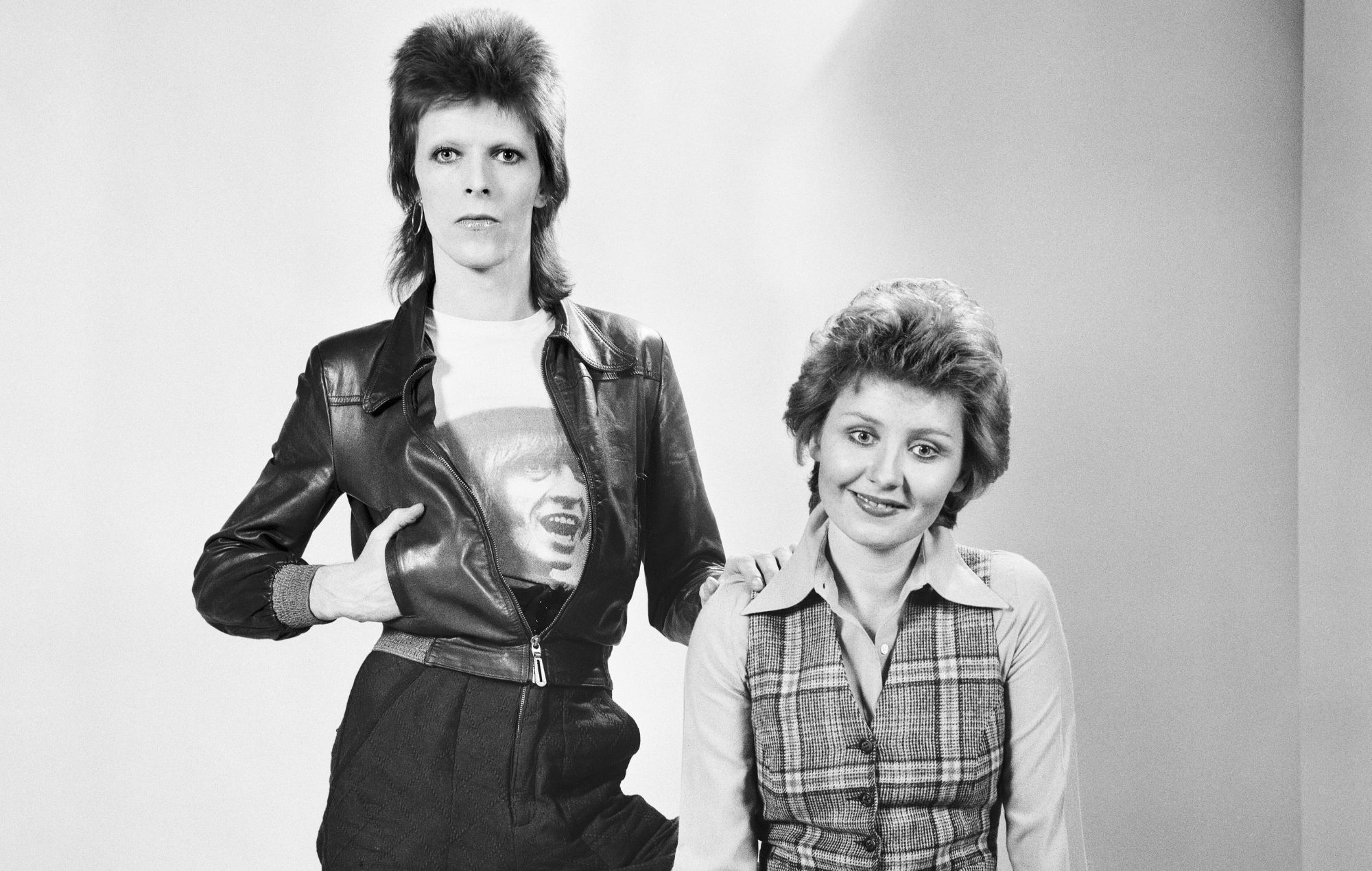 David Bowie poses with Lulu in 1973