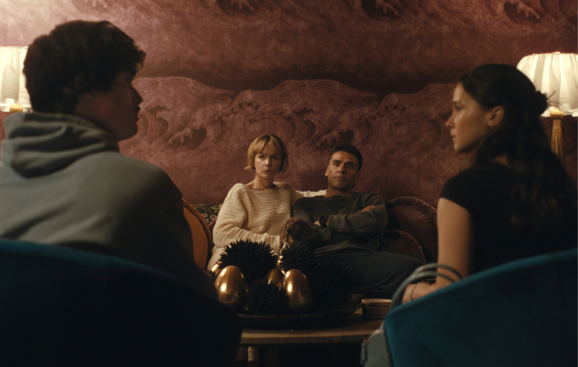 Charles Melton, Carey Mulligan, Oscar Isaac and Cailee Spaeny in 'Beef'