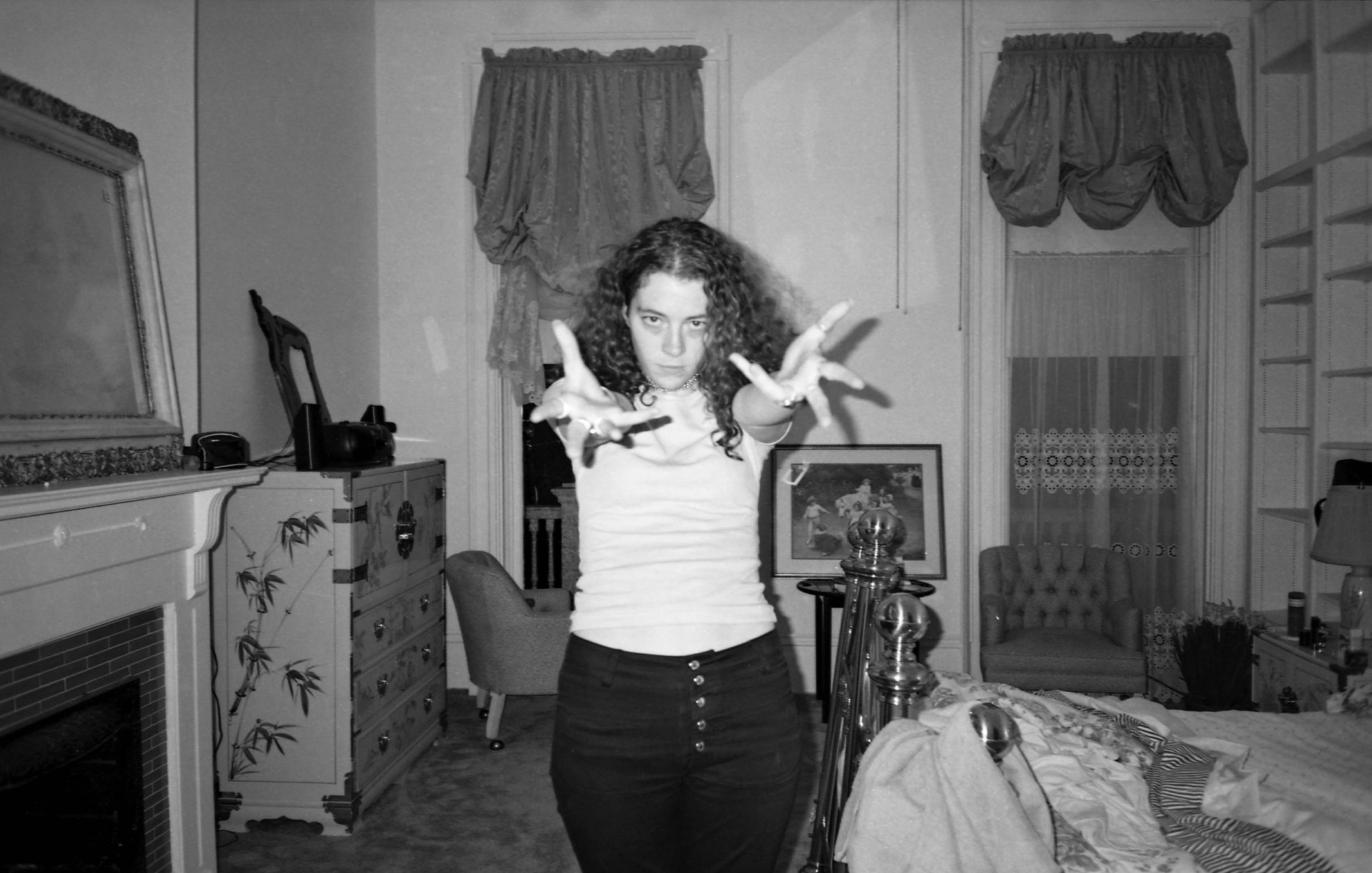 Self -portrait in bedroom of haunted house, New Orleans, 1996. © Melissa Auf der Mau