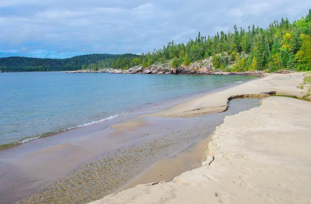 A pretty section of beach along Lake Superior in Pukaskwa