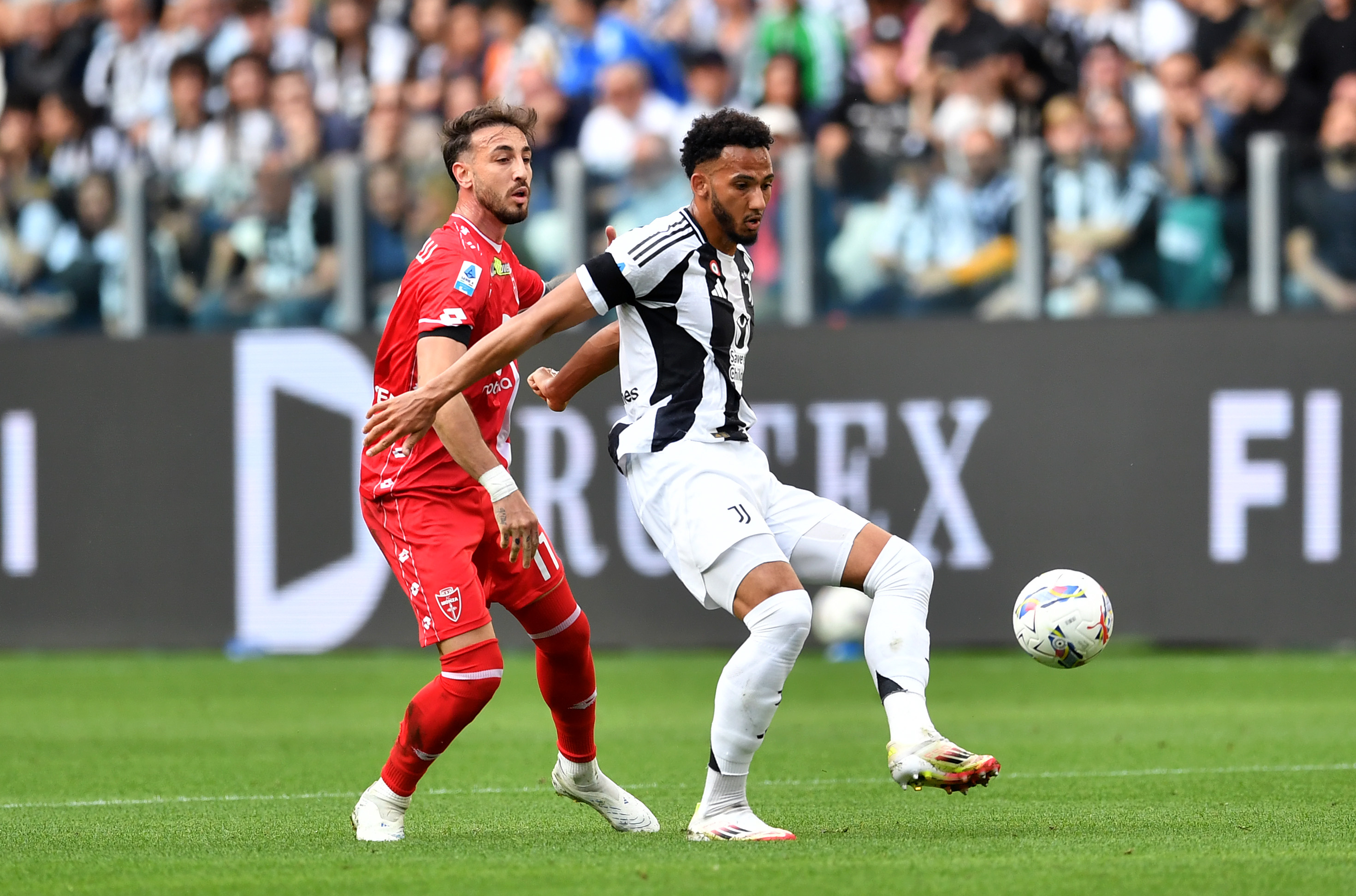 Lloyd Kelly against Monza