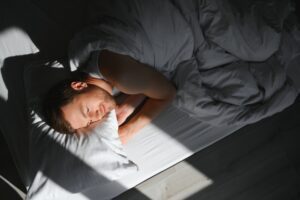 In the fast-paced world of entrepreneurship, where time is money and every second counts, many business leaders pride themselves on long workdays and minimal rest.