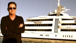 Javier Burillo Azcárraga was born into one of the most influential media families in the world. His grandfather, Emilio Azcárraga, built Televisa and helped shape Univision in the United States. But Javier chose a different path early on.