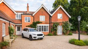 The UK housing market is set for a subdued year, as both Savills and Rightmove cut their forecasts for house price growth in 2025, reflecting a combination of weak buyer activity, rising property supply, and lingering geopolitical uncertainty.